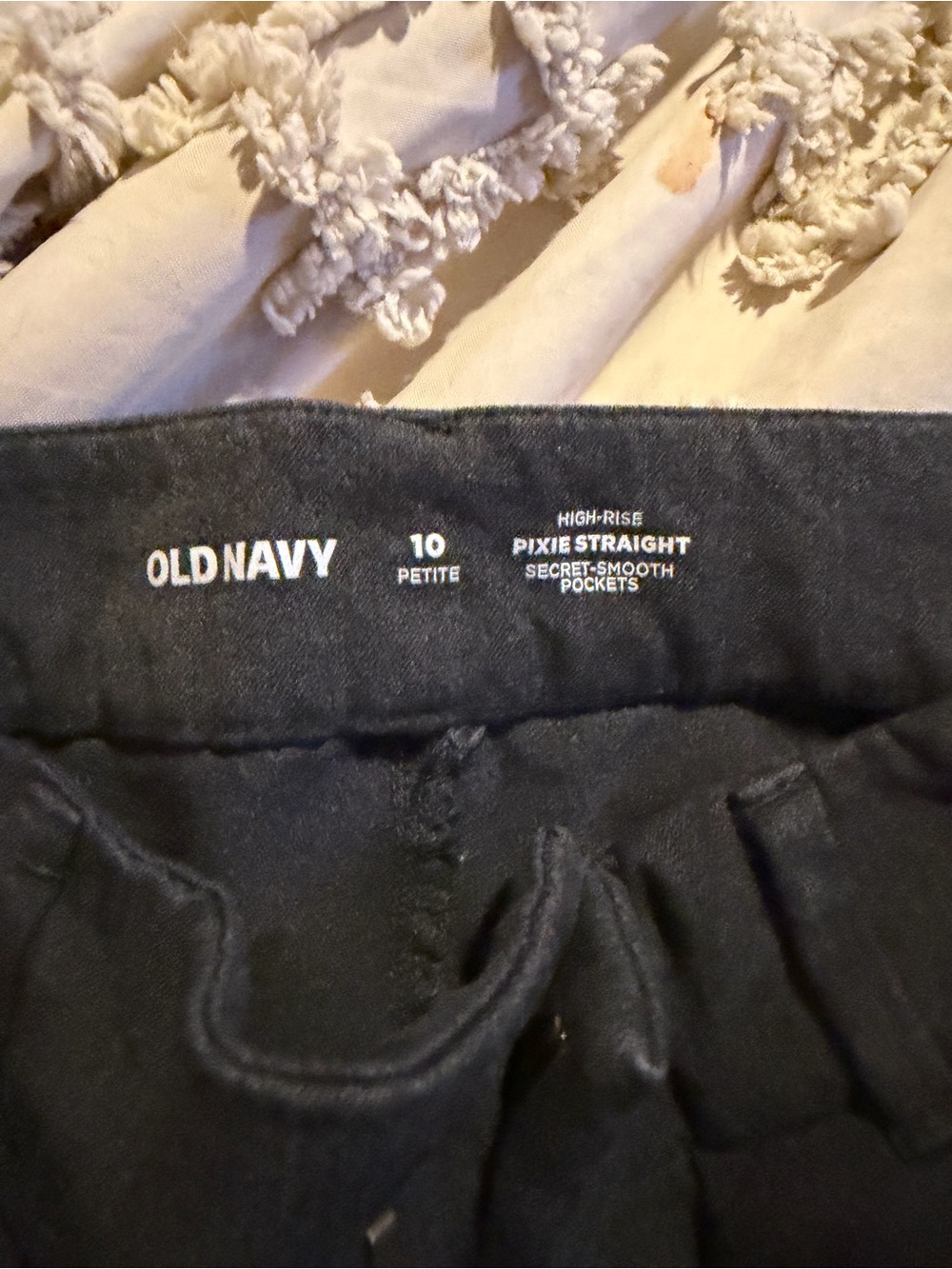 Old Navy Dark Gray Pixie Straight High-Rise pants